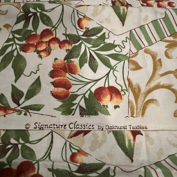 Thanksgiving Fall Pumpkin Patchwork & Leaves Beige Fabric 32" x 44" - Picture 3 of 3
